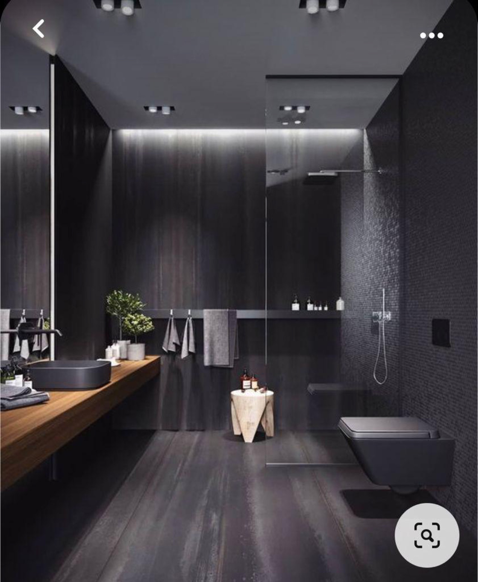 Baños · Baño de diseño en porcelánico oscuro — Reformas Gran Decor Barcelona