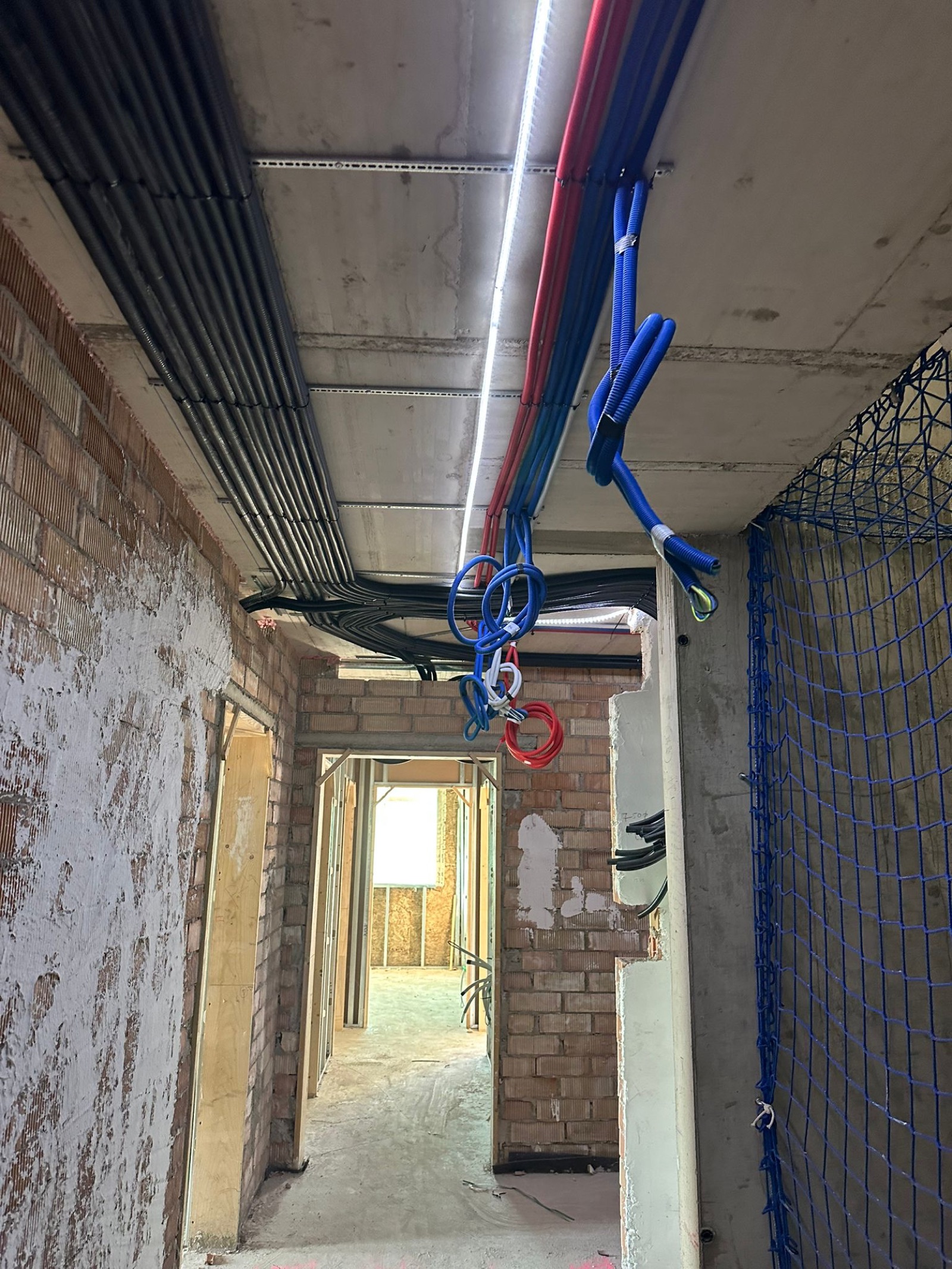 Instalaciones · Renovación de instalación en rehabilitación — Reformas Gran Decor Barcelona